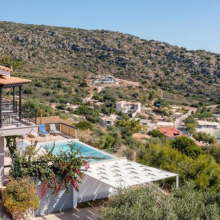 Coastal Paradise Found - Komis' Private Pool Retreat Agios Nikolaos  Extérieur photo