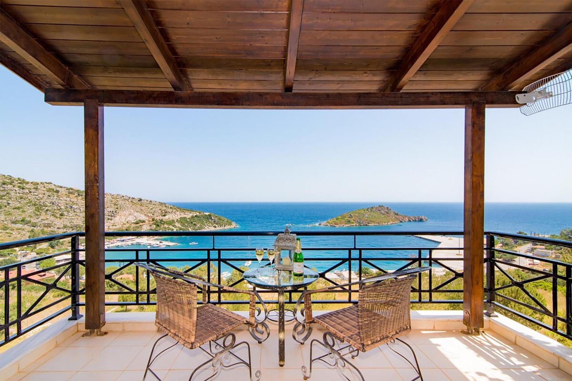 Coastal Paradise Found - Komis' Private Pool Retreat Agios Nikolaos  Extérieur photo
