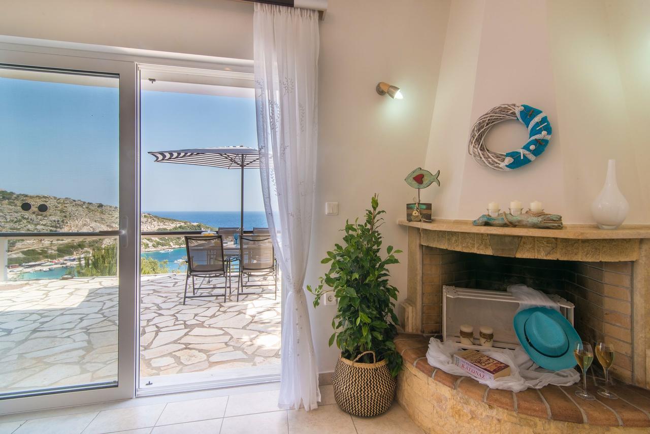 Coastal Paradise Found - Komis' Private Pool Retreat Agios Nikolaos  Extérieur photo